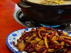 -菌之家·专业纯野生菌火锅·特色炒菌