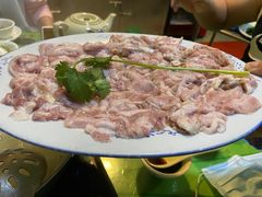 猪脊髓拼天衣无缝-华哥新鲜猪精品美食