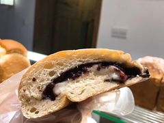 紫米麻薯-面包与我Bread Or Me(长城汇店)