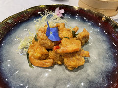 咸蛋金沙虾球-螃蟹之家·新加坡特色料理(银泰中心in99店)