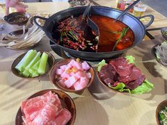 -乐闹闹重庆火鍋(民治店)