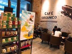 -星巴克(重庆火车北站北广场II店)