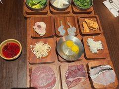 -银米·云南传统过桥米线(双廊黑金冠店)