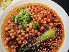 -麻六记(凤凰汇店)