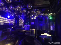 -SPACE(欢乐颂购物中心店)
