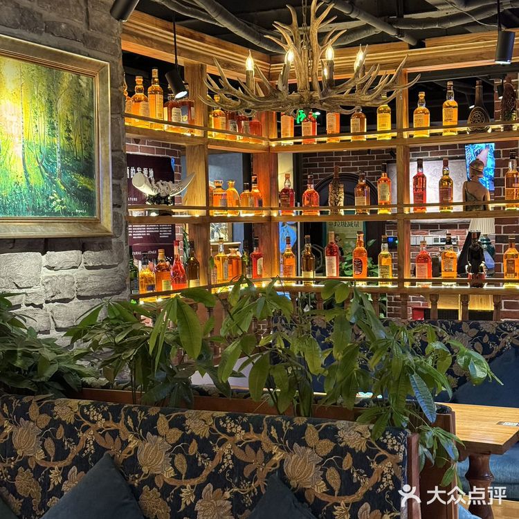 小情侣约会不知道去哪里,一定要来这家西餐厅