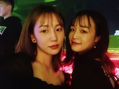 -欧米亚派对酒吧(绵阳店)