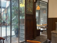 -泉畔人家·老济南经典鲁菜(大明湖店)