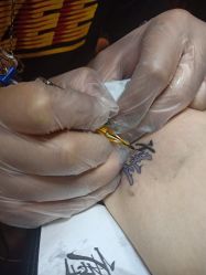 -木子·纹身店TATTOO穿孔·洗纹身