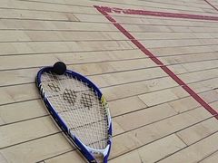 -全民健身中心壁球馆