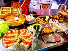 -马路牙子地桌烤肉(工体店)