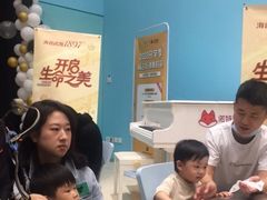 -爱睿思儿童早教亲子游泳(万象城店)