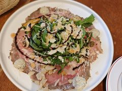 半生牛肉薄片配芝麻菜-Entrecôte 法国牛扒馆(保利·时光里店)