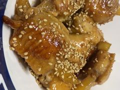 -嘿哟动霸CHUA·新潮玩运动娱乐中心·蹦床滑冰团建乐园