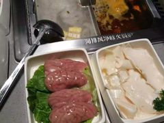 -海底捞火锅鲜切牛肉主题店(长寿路店)