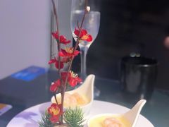 芙蓉南美虾仁-忘忧草融合私房菜(红鼎国际店)