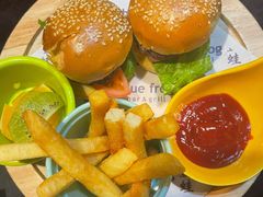 美式烧烤牛肉迷你汉堡-blue frog蓝蛙(长泰广场店)