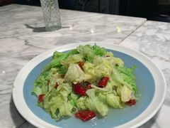 手撕圆白菜-懒人盐府人家(航天桥店)