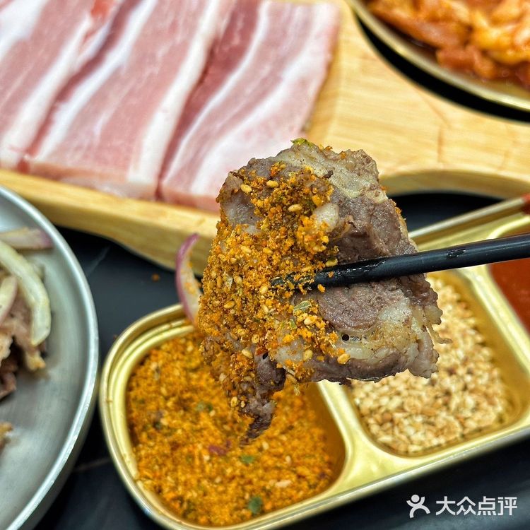 在青岛|吃烤肉首选来热炭！吃齐齐哈尔烤肉就来热炭！