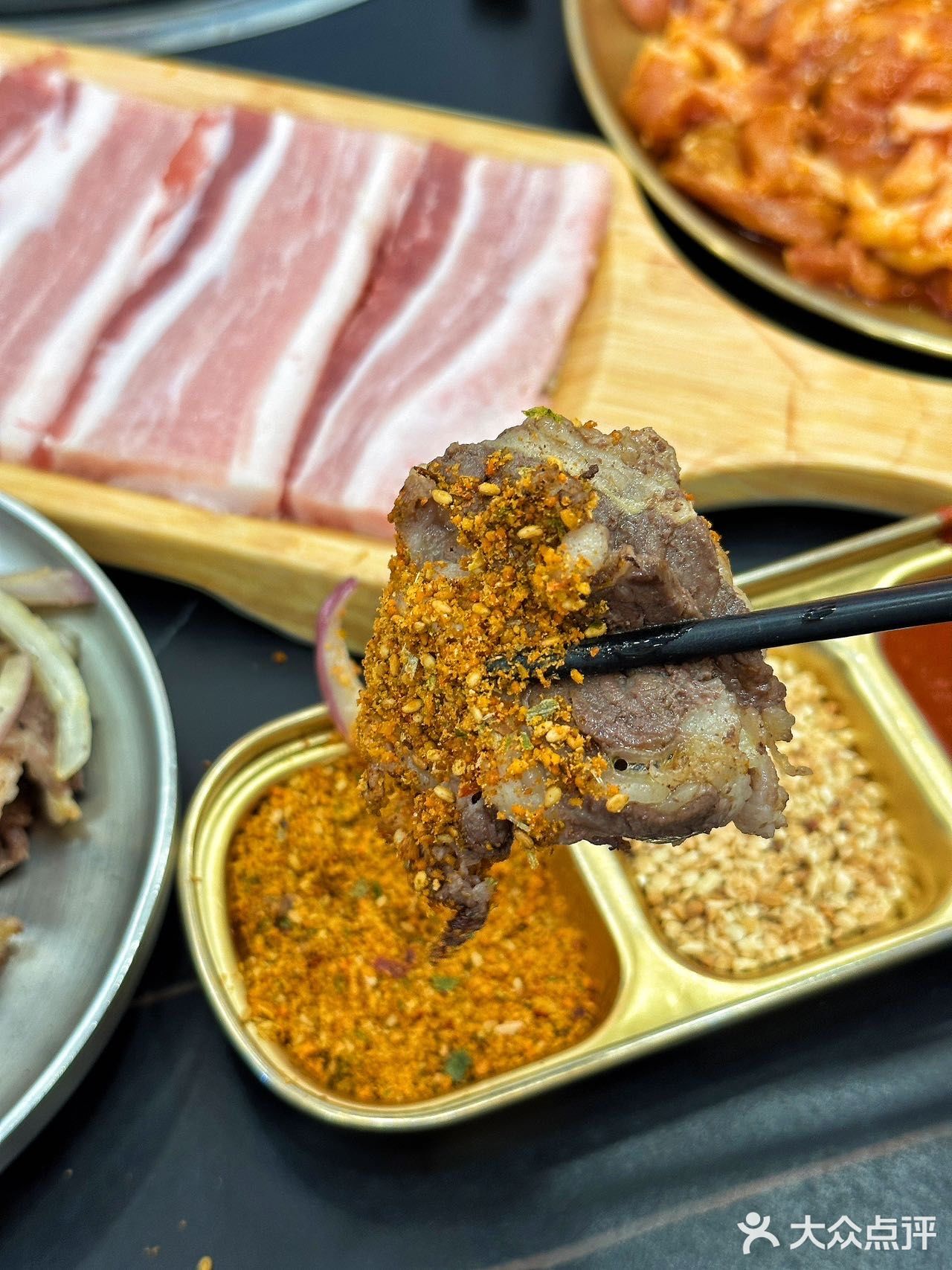 在青岛|吃烤肉首选来热炭！吃齐齐哈尔烤肉就来热炭！