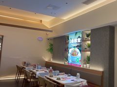-肥肥虾庄·金牌油焖大虾(汉口城市广场店)