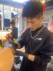 -MONE美发沙龙