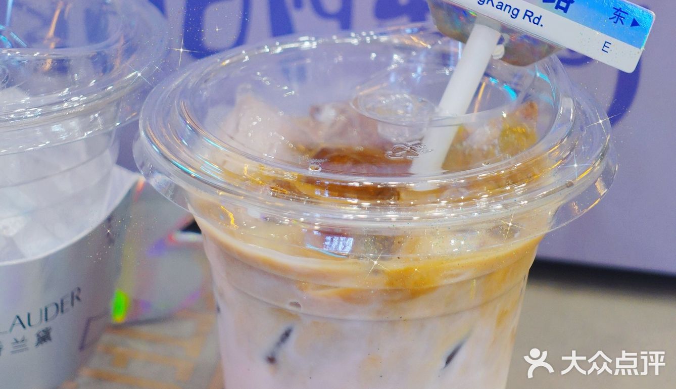 自由晒出街，特调咖啡来一杯～
