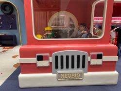 -奈尔宝·儿童乐园·亲子餐厅(鄞州万达店)