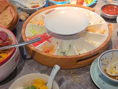 -怪噜范·老贵阳街头名小吃(世纪金源旗舰店)