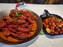-巴厘龙虾·榜首油焖大虾(音乐学院·沿江酒馆店)