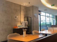 -必胜客(华南城店)