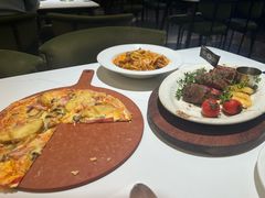 -芳草地西式融合餐厅(回龙窝店)