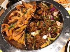 香辣虾牛仔骨-小鱼小牛·鱼牛干锅·脆鱼火锅(世欧广场店)