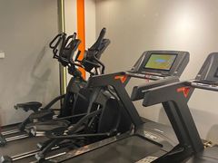 -乐刻运动健身(同曦假日百货店)
