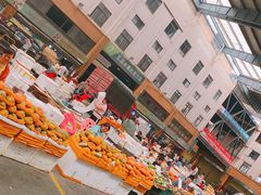 -三亚新鸿港水果一级批发市场