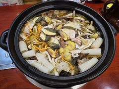 -菌之家·专业纯野生菌火锅·特色炒菌