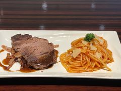 西冷牛排-北京希尔顿逸林酒店-逸轩西餐厅-自助餐厅