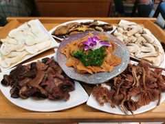 菌菇拼盘-大理董·董家小厨野生菌火锅(古城旗舰店)