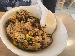 -佬钱湾仔(衣裳街店)