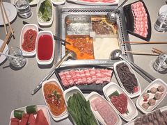 -海底捞火锅(新松江路生日主题店)