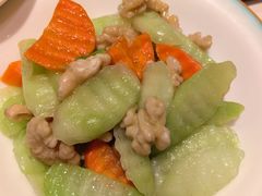 鲜桃仁炒芥兰-凯鸽酒楼(大同振兴街店)