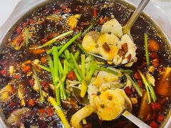 -乡土特色.冷锅鱼.牦牛肉汤锅