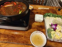 -老鼎万春卤菜(五代传承创始老店)