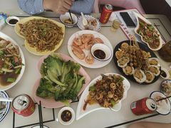 -覃记海鲜美食餐厅