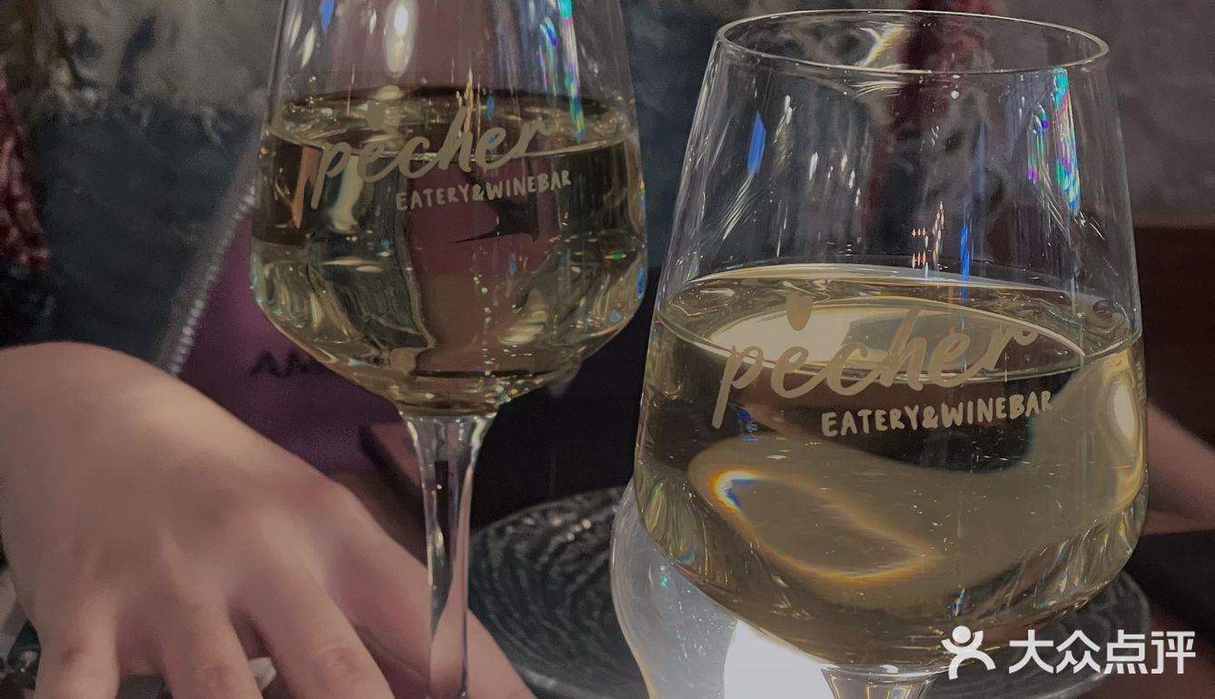 谁能拒绝上海这碗黑松露鹅肝和牛饭！值得n刷