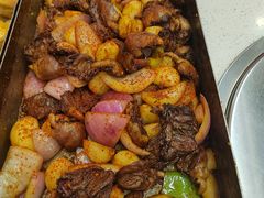 -老东镇啤酒屋海鲜加工·蒸汽海鲜·海鲜烧烤(台东店)