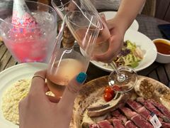 -MONICH牛排融合餐厅(和义大道购物中心店)