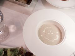 -龙虾酒吧扒房(宁波香格里拉店)