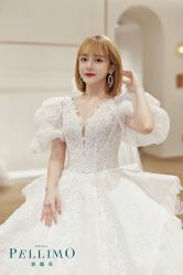 -派丽莫Pellimo原创设计婚纱品牌