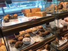 面包甜点陈列柜-新侨三宝乐面包店(崇文门店)
